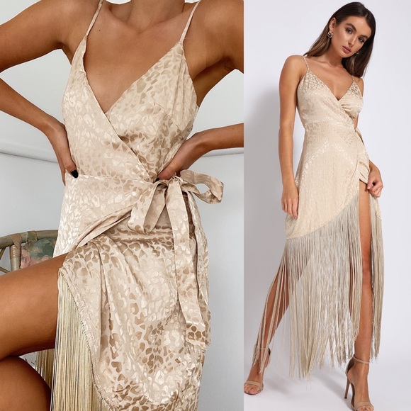 Dresses & Skirts - 🚨24 HOUR SALE🚨 Part Time Lover Fringe Dress